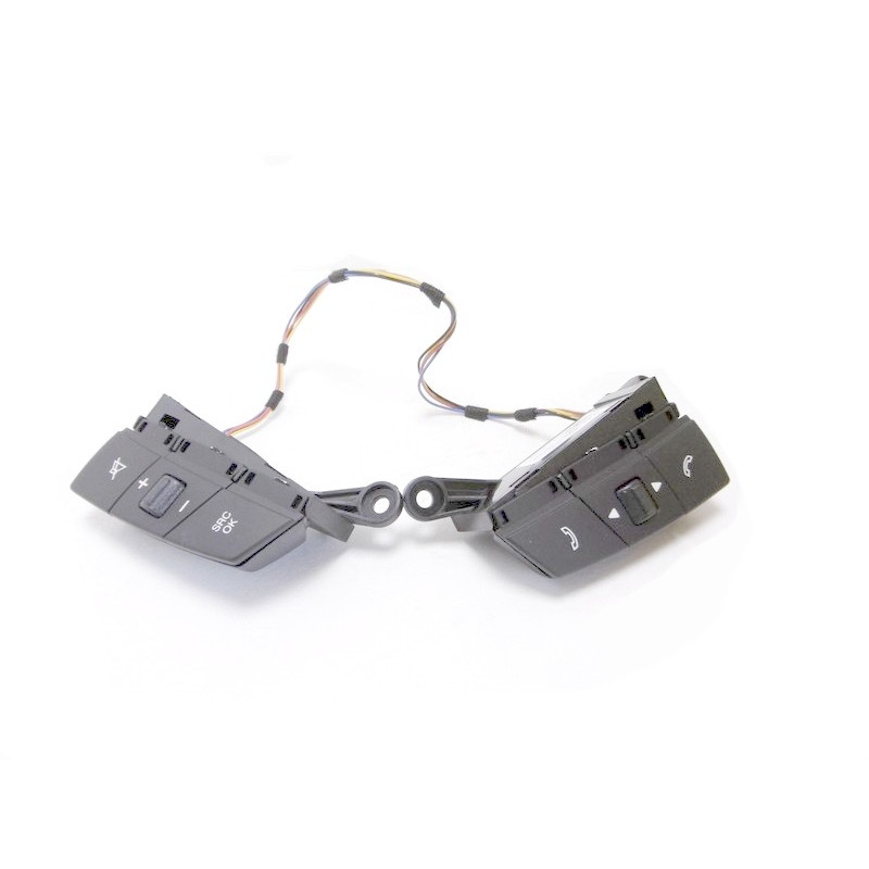 Boutons de commandes au volant