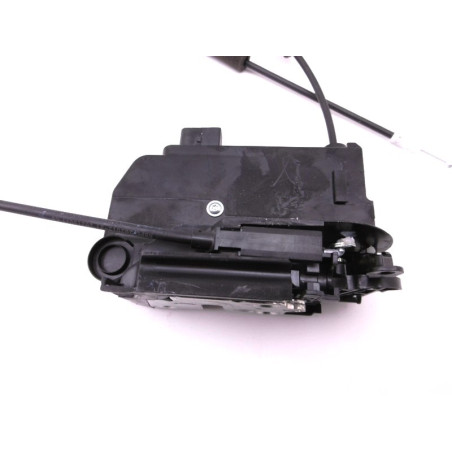 Serrure de porte latérale