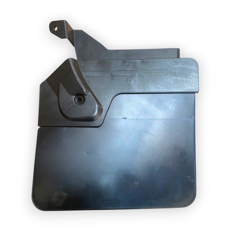 Bavette roue avant droite